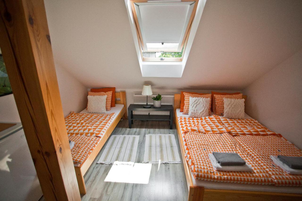 Hostel 33 Trzebinia  Kültér fotó