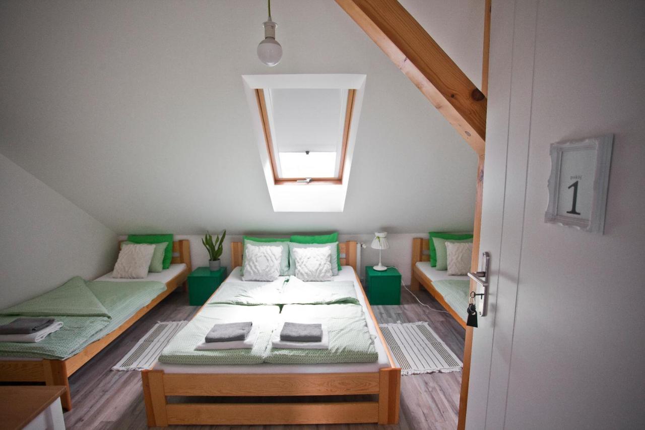 Hostel 33 Trzebinia  Kültér fotó