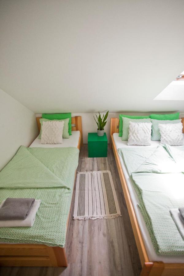 Hostel 33 Trzebinia  Kültér fotó